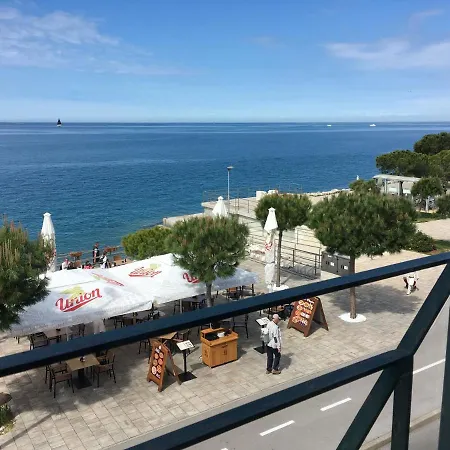 Sunny By Locap Group Apartman