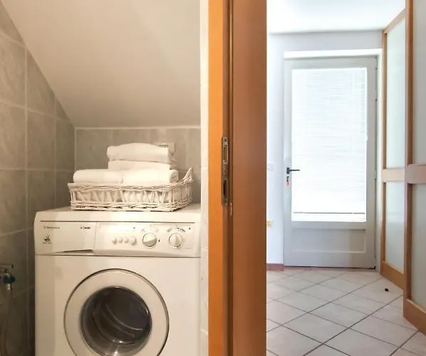 Sunny By Locap Group * פיראן