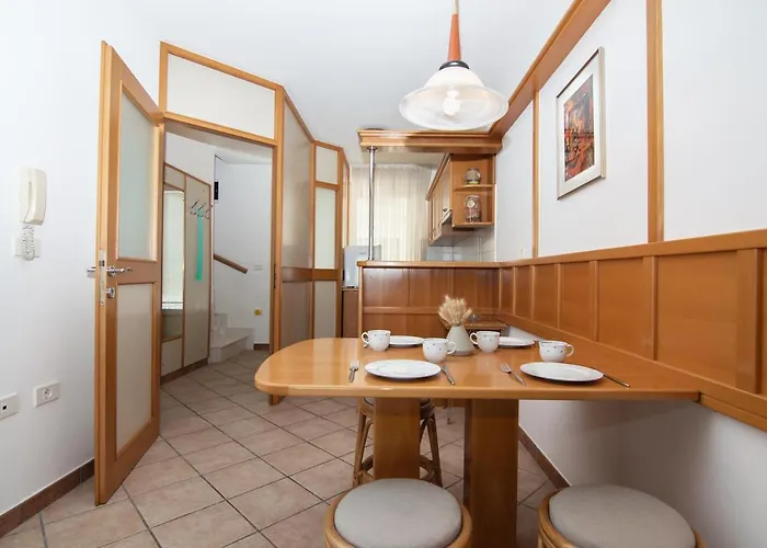 Sunny By Locap Group * פיראן